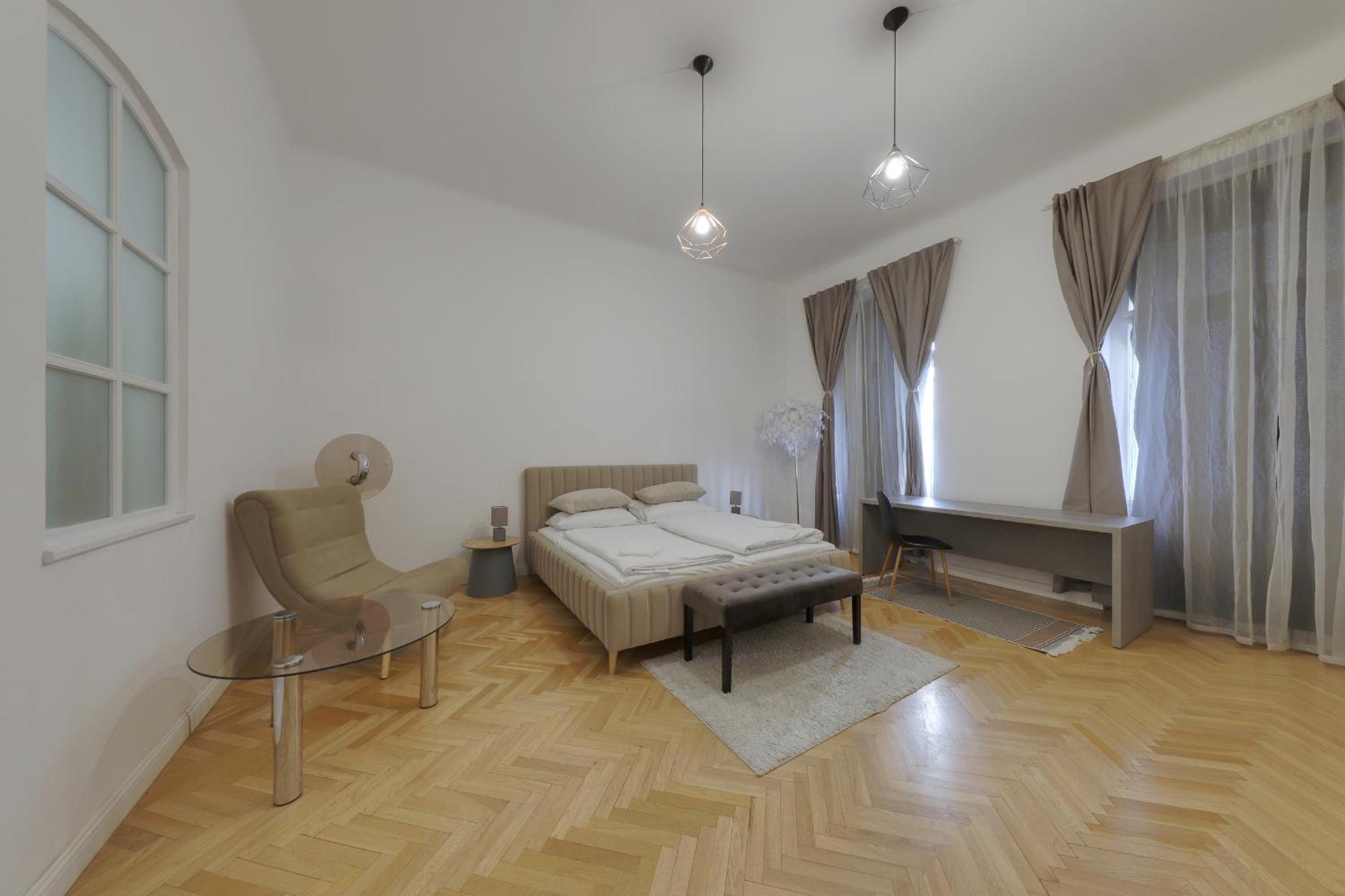 Beautiful Condo At The Old Town Pozsony Kültér fotó