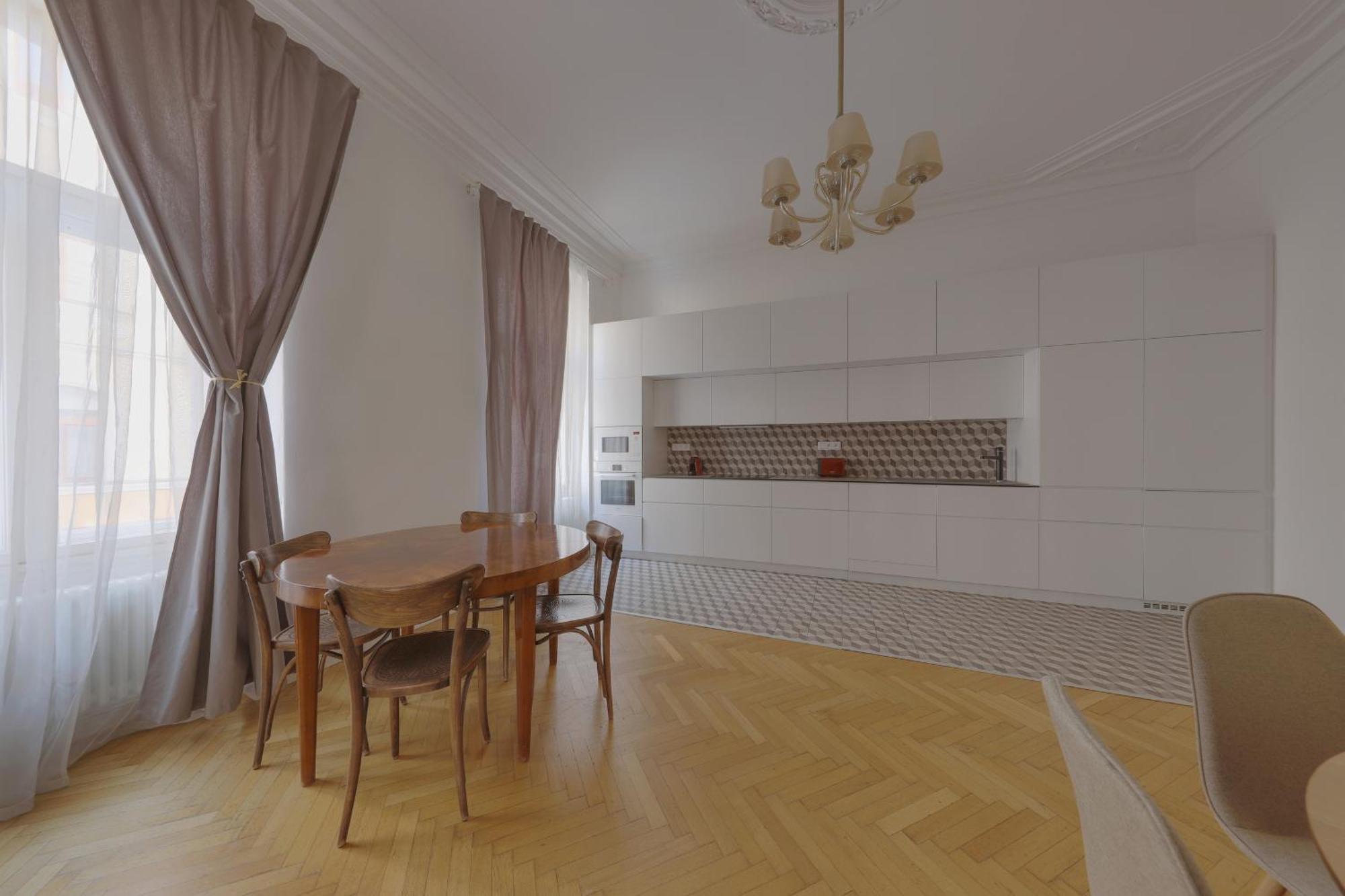 Beautiful Condo At The Old Town Pozsony Kültér fotó