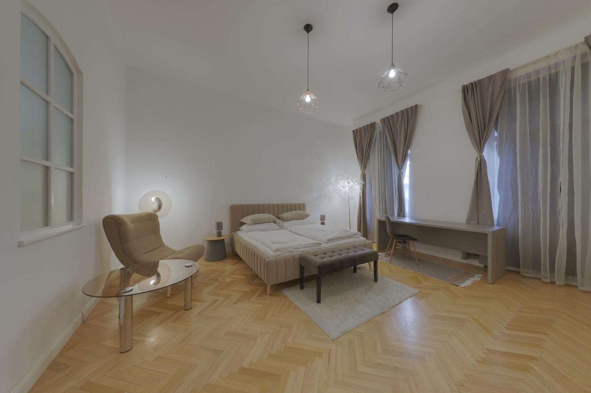 Beautiful Condo At The Old Town Pozsony Kültér fotó